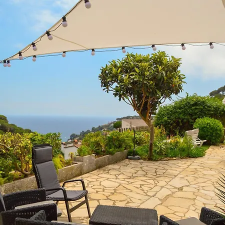 Villa con el parking 24 privado en la playa * Tossa de Mar