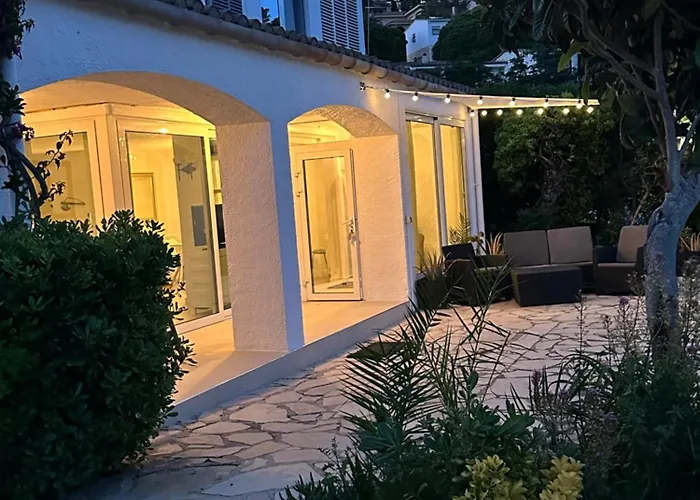 Villa Villa con el parking 24 privado en la playa