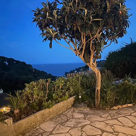 Villa Con El Parking 24 Privado En La Playa Willa Tossa de Mar